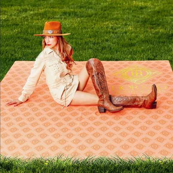 Canela Knee high cowgirl boots in a size 7 - Picture 11 of 11